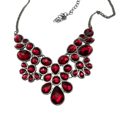 **Lady in Red Teardrop Gemstone Pendant Necklace - Picture 11 of 12